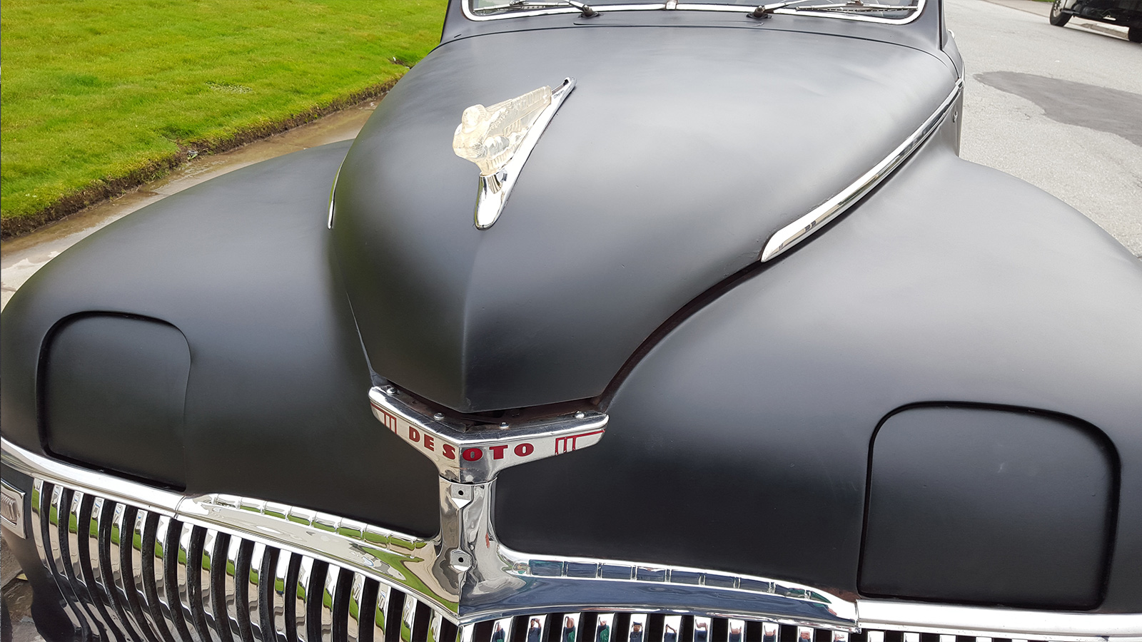 CAR-51-2-1942-DeSoto-Custom-Coupe-12